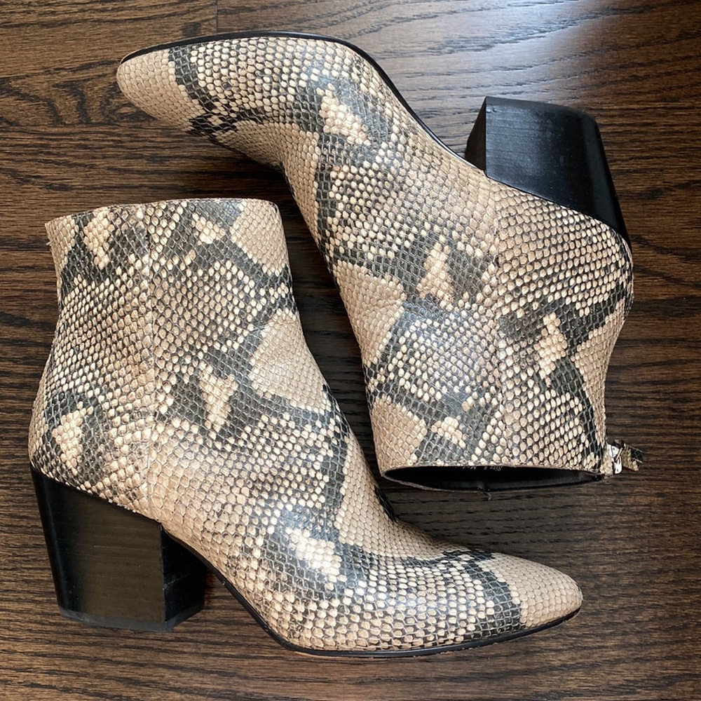 Dolce Vita booties